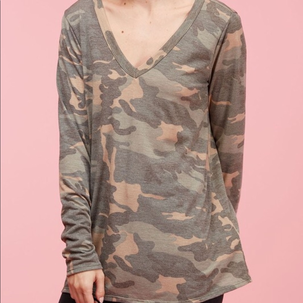 Long sleeve Camo top